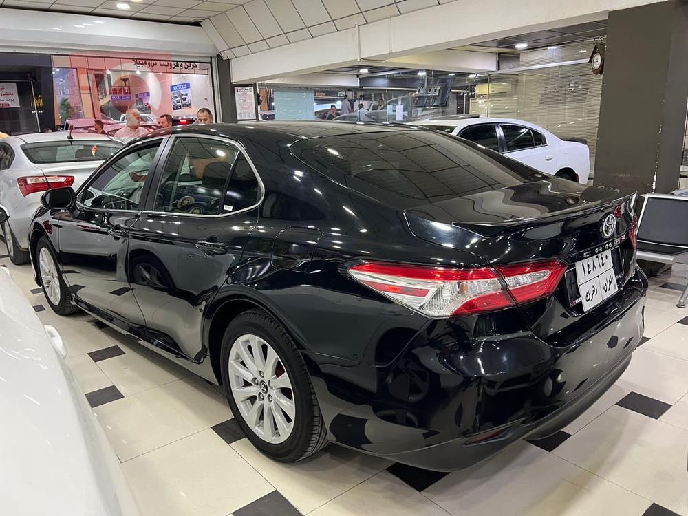 تۆیۆتا کامری